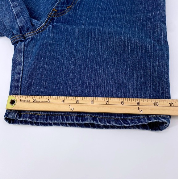 Levis 550 Relaxed Fit Denim Shorts Womens 6 Medium Wash Mid Rise - Picture 6 of 8